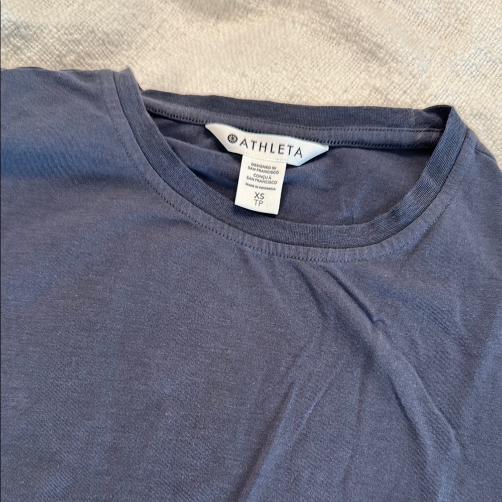 Athleta Grey-Blue Short Sleeve Tee